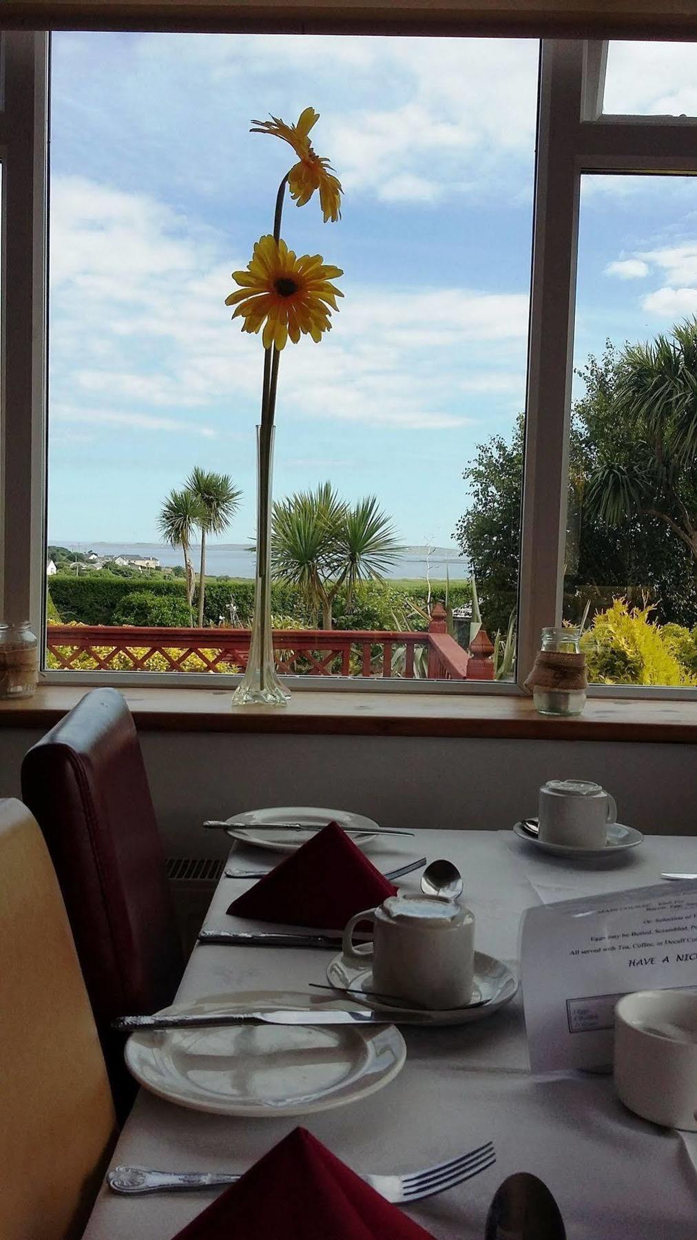 The Strand Hotel Ballyliffin Ngoại thất bức ảnh