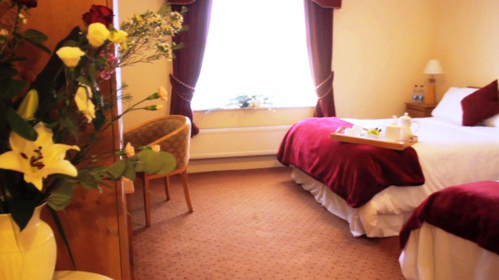 The Strand Hotel Ballyliffin Ngoại thất bức ảnh